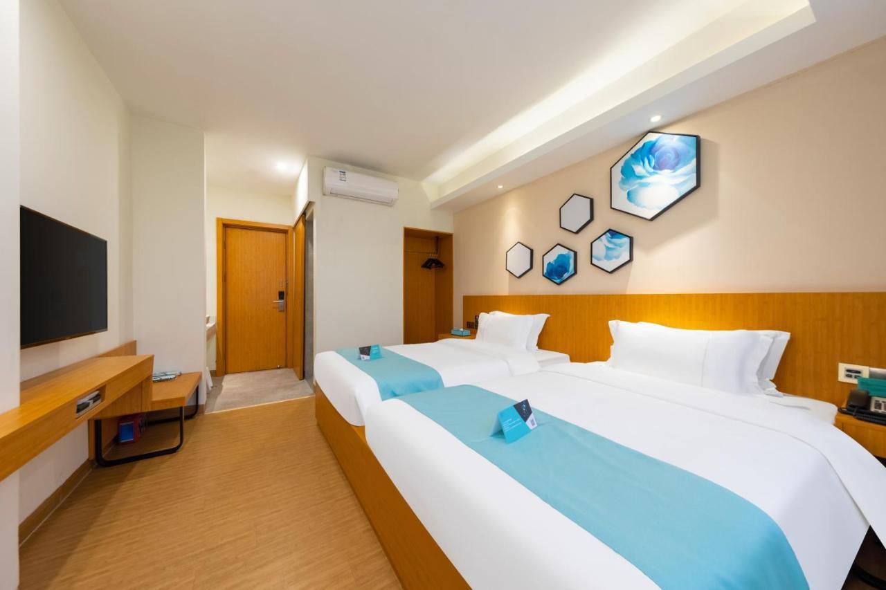 Xana Lite Hotel - Guangzhou Fangcun Huadiwan Metro Station Exterior photo